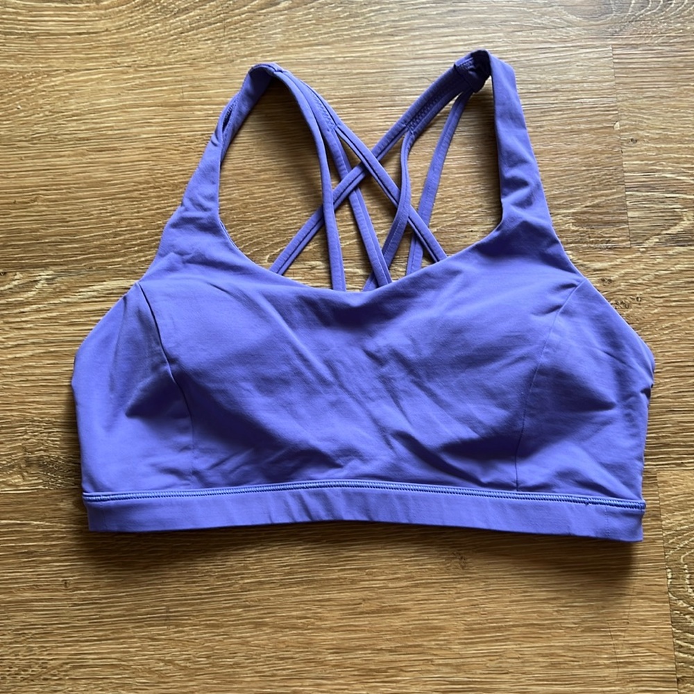 Lululemon *Free to be Serene* light support sports bra. Size 10. Worn once.